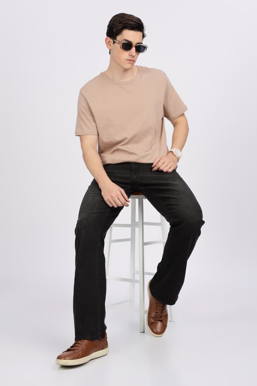 Vintage Black Men's Straight Fit